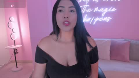 Natalie Lewis online show from April 2026 12:00:02 PM