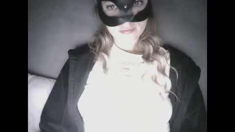 Natali online show from September 2025 04:01:02 PM