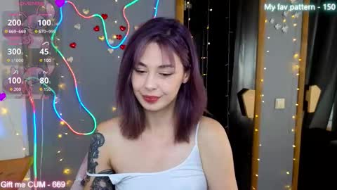 Snapshot of natalimillers chatting on September 2025 06:24:02 AM Natali online show from September 2025 06:24:02 AM