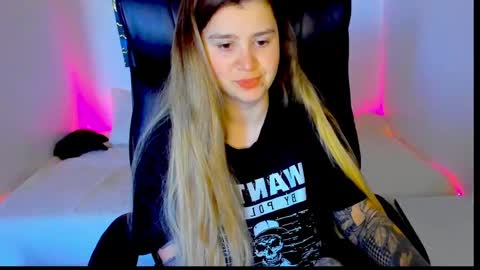 Snapshot of natalisecret chatting on May 2026 02:12:02 PM natalisecret online show from May 2026 02:12:02 PM