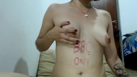 Snapshot of nataly__portman__ chatting on February 2025 02:32:02 AM Nataly online show from February 2025 02:32:02 AM