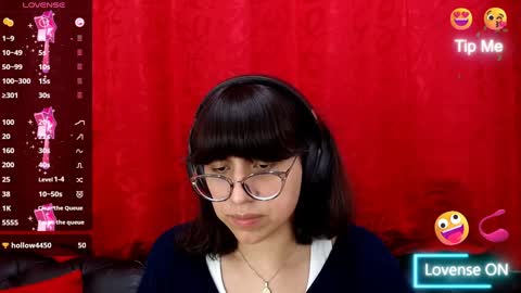 Snapshot of nataly_cloud chatting on December 2024 01:21:01 PM N A T A L Y online show from December 2024 01:21:01 PM