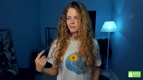 Natalie online show from November 2025 05:06:01 AM