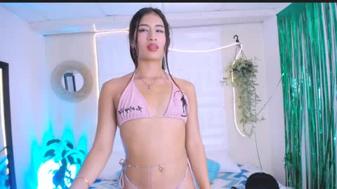 Snapshot of nataly_mcry chatting on April 2026 08:09:01 PM NATALY online show from April 2026 08:09:01 PM