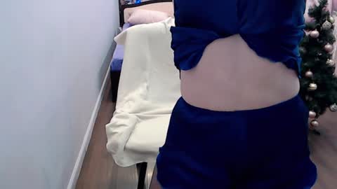 natalyaberd online show from December 2024 04:49:01 PM