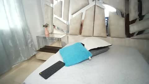 Natalye foster online show from December 2024 07:42:02 PM