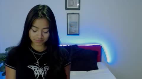 Nataly Escobar online show from February 2026 01:32:02 PM