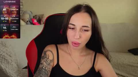 Nataly online show from November 2025 06:40:02 AM