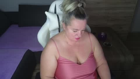 Natalli online show from December 2024 08:13:01 PM