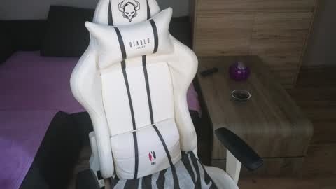 Natalli online show from December 2024 01:47:02 AM