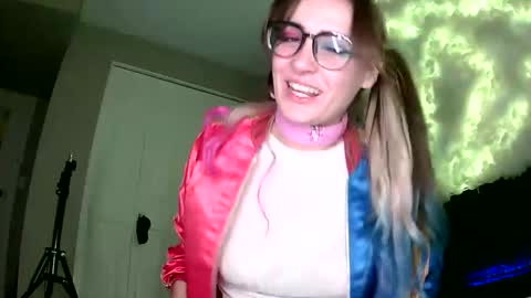 natasha_123341319 online show from October 2025 06:47:01 AM