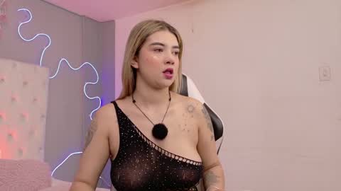 Natasha  online show from March 2026 07:58:01 PM