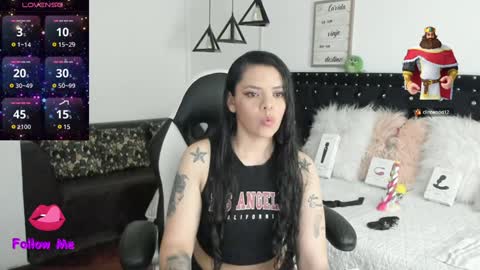 Snapshot of natasha__logan chatting on February 2025 04:57:02 AM Natasha online show from February 2025 04:57:02 AM