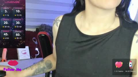Snapshot of natasha__logan chatting on May 2026 04:43:02 AM Natasha online show from May 2026 04:43:02 AM