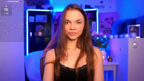 Snapshot of natasha__malkova chatting on December 2024 03:17:01 PM natasha__malkova online show from December 2024 03:17:01 PM