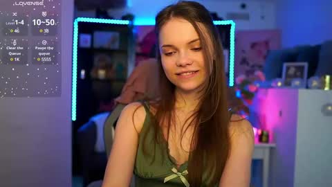 Snapshot of natasha__malkova chatting on January 2025 07:31:02 PM natasha__malkova online show from January 2025 07:31:02 PM
