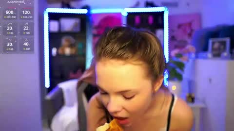 Snapshot of natasha__malkova chatting on January 2025 02:19:01 PM natasha__malkova online show from January 2025 02:19:01 PM