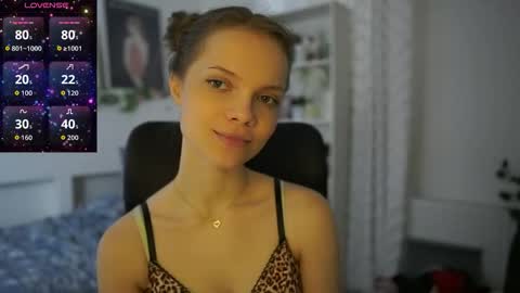 Snapshot of natasha__malkova chatting on October 2025 08:01:01 AM natasha__malkova online show from October 2025 08:01:01 AM