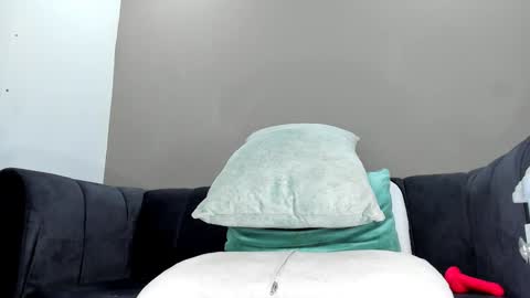 Natashaberry online show from December 2024 02:55:01 PM