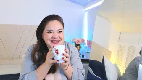 Snapshot of natashablade_ chatting on November 2025 11:44:01 AM Natasha online show from November 2025 11:44:01 AM