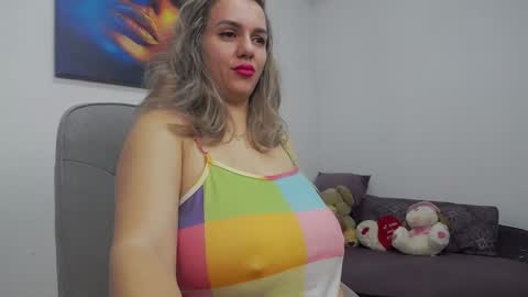 Snapshot of natashaboobs chatting on March 2025 06:47:02 AM natashaboobs online show from March 2025 06:47:02 AM