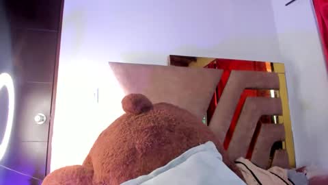 Natasha online show from September 2025 04:11:01 PM