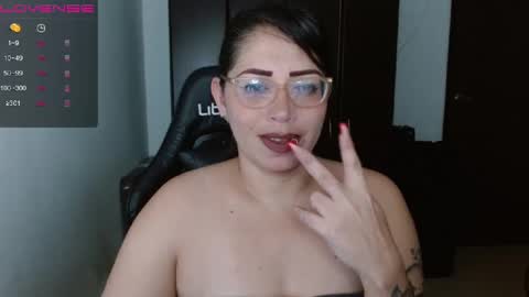 Natasha Smithe  online show from January 2025 12:26:02 PM