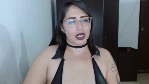 Snapshot of natashasmithe chatting on April 2026 12:32:01 AM Natasha Smithe online show from April 2026 12:32:01 AM