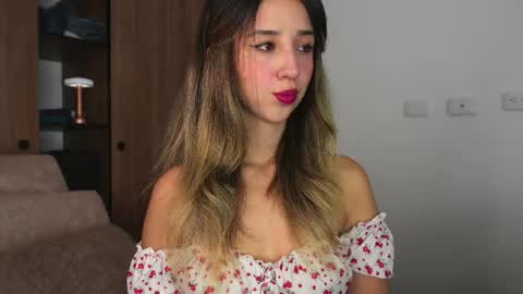 Natasha Independent model online show from March 2026 04:25:01 AM