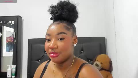 Snapshot of natasshaa_brown chatting on October 2025 12:44:02 AM natasshaa_brown online show from October 2025 12:44:02 AM