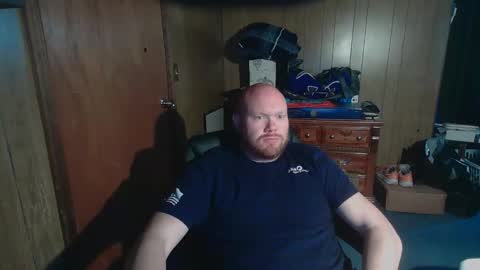 Snapshot of nate_b99 chatting on April 2026 01:14:02 AM Nate online show from April 2026 01:14:02 AM