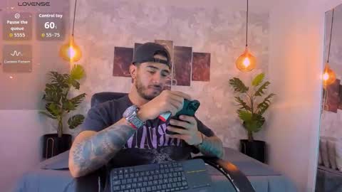 Nate Franco online show from December 2025 04:32:01 AM