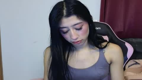 Snapshot of nath1_ chatting on April 2026 04:21:02 AM NATHALIA online show from April 2026 04:21:02 AM