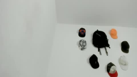     NATHALIA online show from February 2025 08:04:01 PM