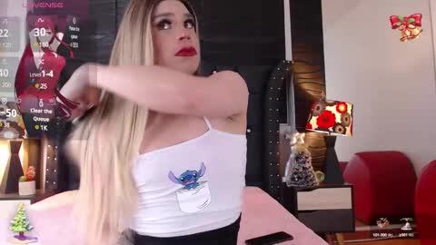 nathaliaz online show from December 2024 12:11:01 PM