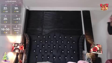 nathaliaz online show from December 2024 12:01:02 PM