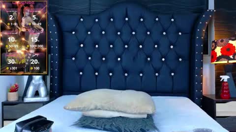 nathaliaz online show from October 2025 12:13:02 PM