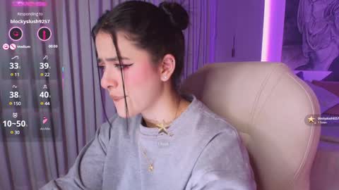 Snapshot of nathalie_rivers chatting on March 2025 03:24:01 AM NATHALIE online show from March 2025 03:24:01 AM