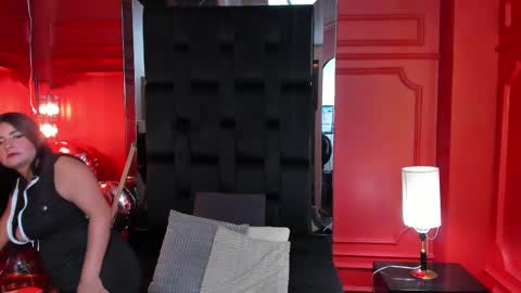 nathalie rossel online show from February 2025 01:34:01 AM