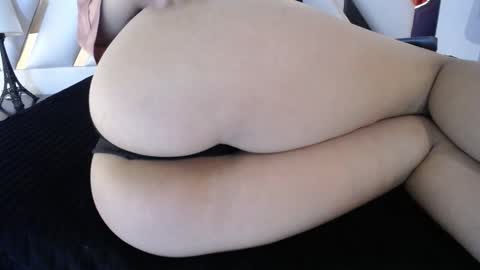 nathaly low online show from March 2026 02:12:02 PM