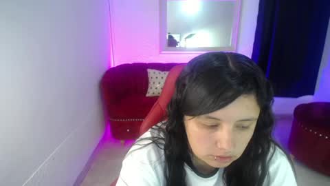 nathaly low online show from July 2026 01:34:02 PM