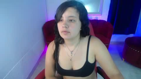 nathaly low online show from July 2026 12:22:02 PM