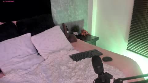 Snapshot of nathalylopez chatting on February 2025 05:51:01 PM Nathaly lopez online show from February 2025 05:51:01 PM