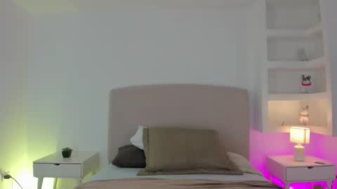 Snapshot of nathalyn05 chatting on November 2025 10:37:02 AM NATHALY online show from November 2025 10:37:02 AM