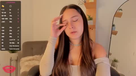 nathalyxx_ online show from March 2025 02:05:02 PM