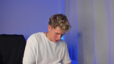 Snapshot of nathan_blake_ chatting on December 2025 07:20:02 PM Nathan online show from December 2025 07:20:02 PM