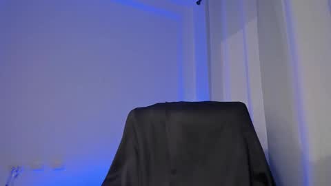 Snapshot of nathan_blake_ chatting on December 2025 01:28:01 PM Nathan online show from December 2025 01:28:01 PM