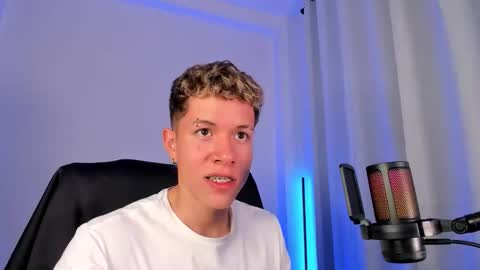 Snapshot of nathan_blake_ chatting on January 2026 08:01:01 PM Nathan online show from January 2026 08:01:01 PM