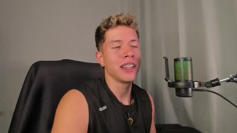 Snapshot of nathan_blake_ chatting on January 2026 08:00:01 PM Nathan online show from January 2026 08:00:01 PM