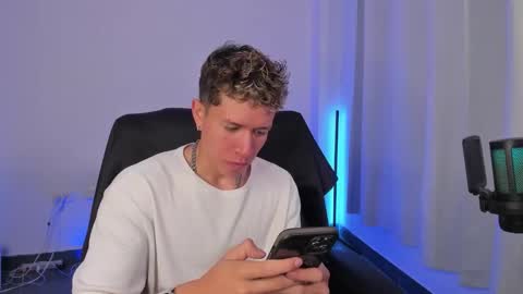 Snapshot of nathan_blake_ chatting on January 2026 03:17:02 PM Nathan online show from January 2026 03:17:02 PM